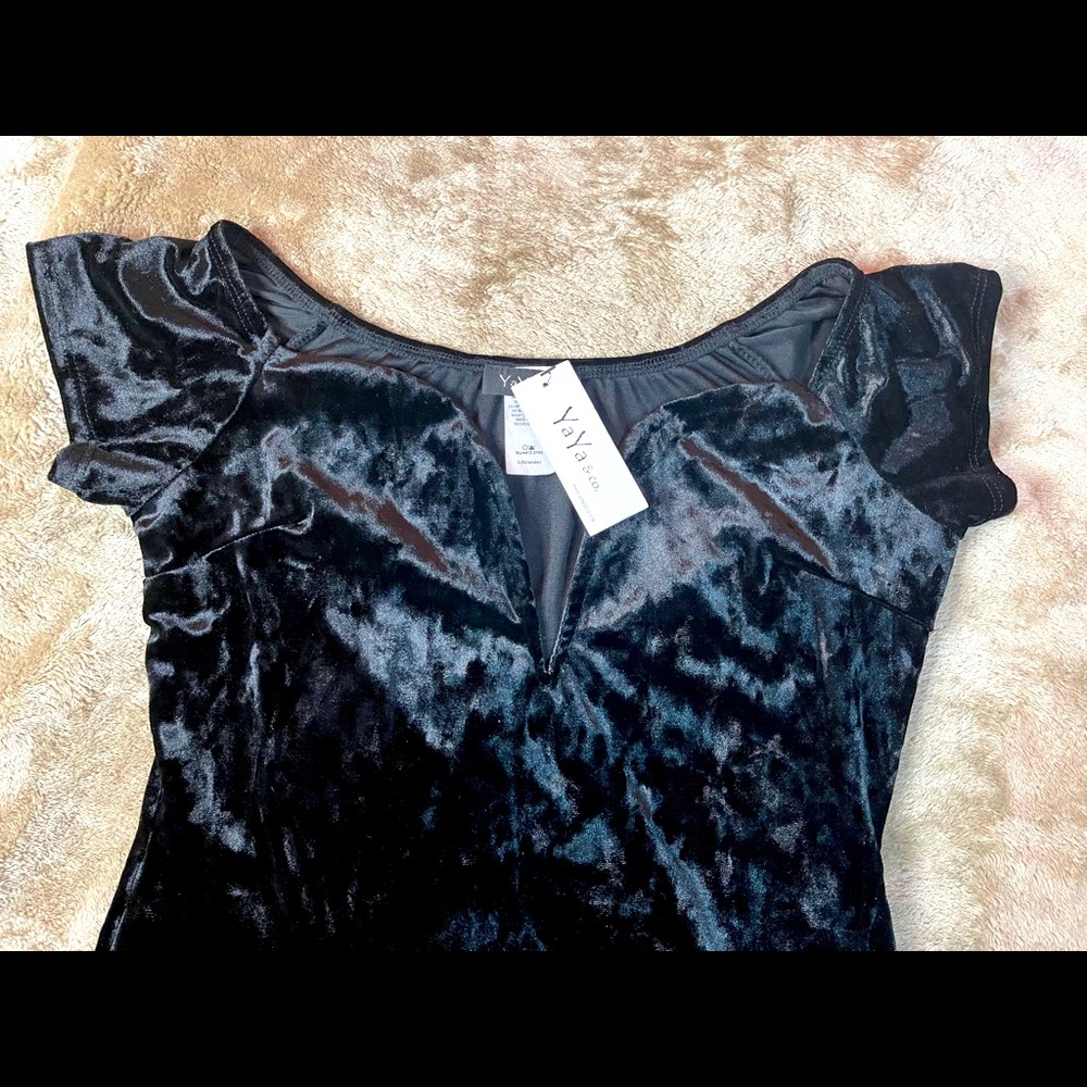 S/S Deep Plunge Velvet dress